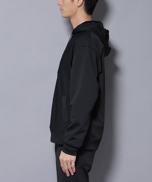 NANO universe(ナノユニバース)の「「MC」coveross(R) フリースボンディングジップアップパーカー(パーカー・メンズ・ブラック/ブラウン・M/L)」の14枚目の写真