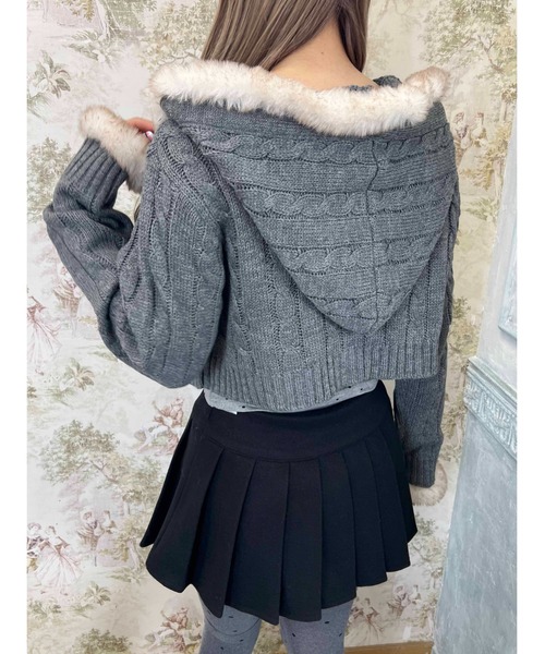 PHILLY(フィリー)の「フェイクファーフードケーブルパーカー(パーカー・レディース・グレー/アイボリー・FREE)」の3枚目の写真