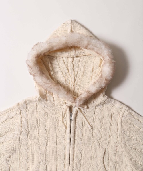 PHILLY(フィリー)の「フェイクファーフードケーブルパーカー(パーカー・レディース・グレー/アイボリー・FREE)」の15枚目の写真