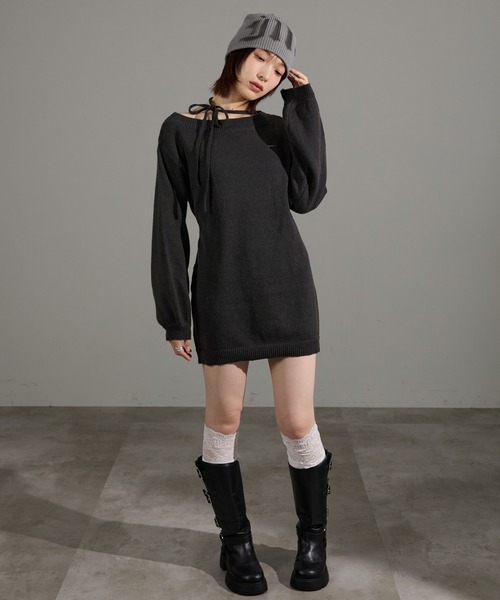 apres jour mignon(アプレジュールミニョン)の「チョーカーニットワンピース(ワンピース・レディース・チャコールグレー/ブラック系その他/レッド/ブラウン系その他・フリー/LARGE)」の8枚目の写真