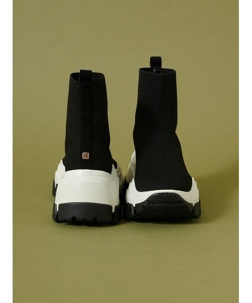 SNIDEL（スナイデル）の「スニーカーソールショートブーツ（ブーツ・レディース・アイボリー/ブラック/マルチ・S/M/L）」の8枚目の写真