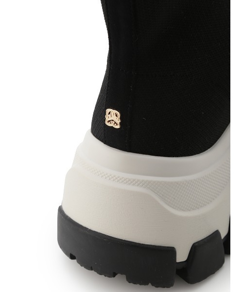 SNIDEL（スナイデル）の「スニーカーソールショートブーツ（ブーツ・レディース・アイボリー/ブラック/マルチ・S/M/L）」の14枚目の写真