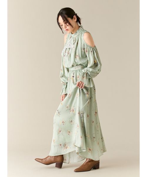 LILY BROWN(リリーブラウン)の「ショルダーオープンワンピース(ワンピース・レディース・ミント/ネイビー/アイボリー・0/1)」の19枚目の写真