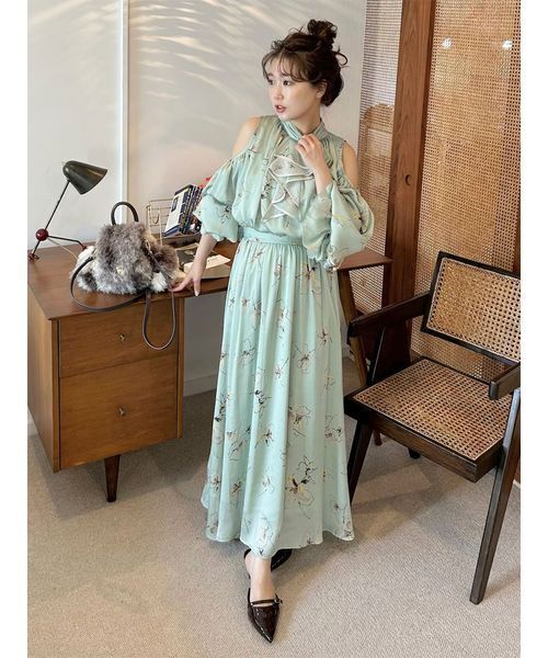 セール】ショルダーオープンワンピース（ワンピース）｜LILY BROWN