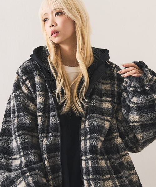 UNIIT（ユニット）の「【BRUDDA SHARK/ブラダシャーク】2Wayリバーシブル 両A面オーバーサイズ ブルゾン（ブルゾン・メンズ・ブラック/ホワイト・MEDIUM/LARGE）」の2枚目の写真