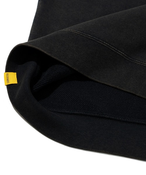 COBMASTER(コブマスター)の「裏毛パウダー加工クルースウェット(焚火クマ)(スウェット・メンズ・グリーン/オートミール/ブラック・MEDIUM/LARGE/X-LARGE)」の8枚目の写真