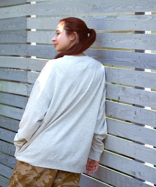 COBMASTER(コブマスター)の「裏毛パウダー加工クルースウェット(焚火クマ)(スウェット・メンズ・グリーン/オートミール/ブラック・MEDIUM/LARGE/X-LARGE)」の19枚目の写真