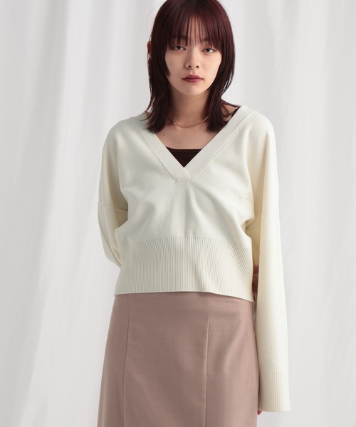 mysty woman（ミスティウーマン）の「マイクロスパンコールVニット　612426（ニット/セーター・レディース・モカ/ブラック/アイボリー・FREE）」の4枚目の写真