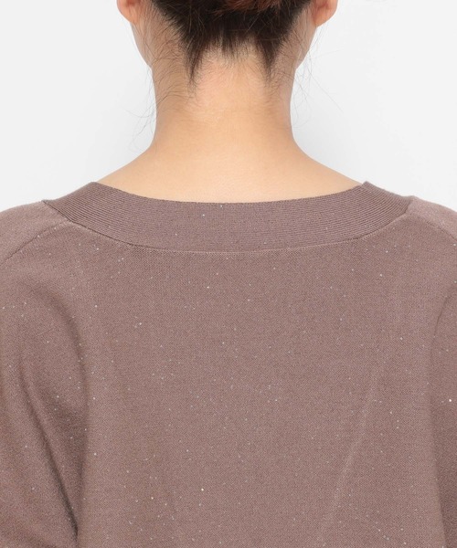 mysty woman（ミスティウーマン）の「マイクロスパンコールVニット　612426（ニット/セーター・レディース・モカ/ブラック/アイボリー・FREE）」の10枚目の写真