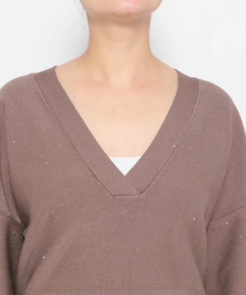 mysty woman（ミスティウーマン）の「マイクロスパンコールVニット　612426（ニット/セーター・レディース・モカ/ブラック/アイボリー・FREE）」の12枚目の写真