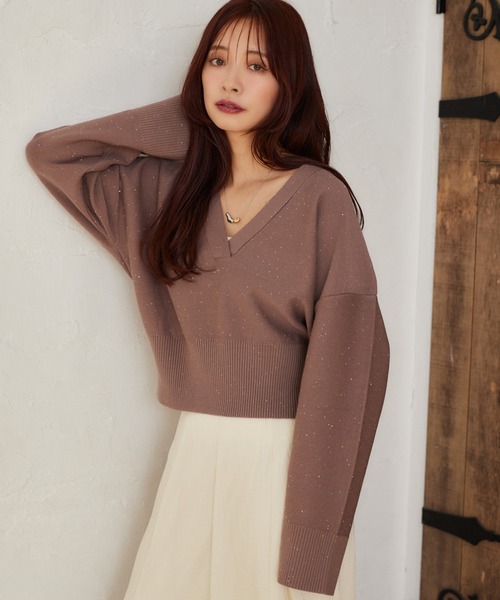 mysty woman（ミスティウーマン）の「マイクロスパンコールVニット　612426（ニット/セーター・レディース・モカ/ブラック/アイボリー・FREE）」の22枚目の写真