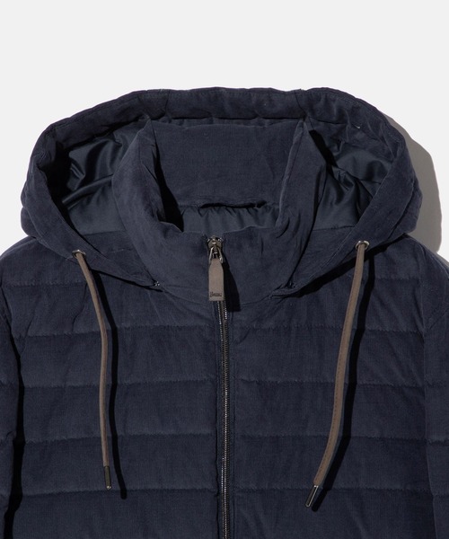 HERNO（ヘルノ）の「HERNO RESORT CORDUROY ヘルノ リゾート コーデュロイ ダウンジャケット（ダウンジャケット/コート・メンズ・ネイビー系1/グレー系1・46/48/50）」の9枚目の写真