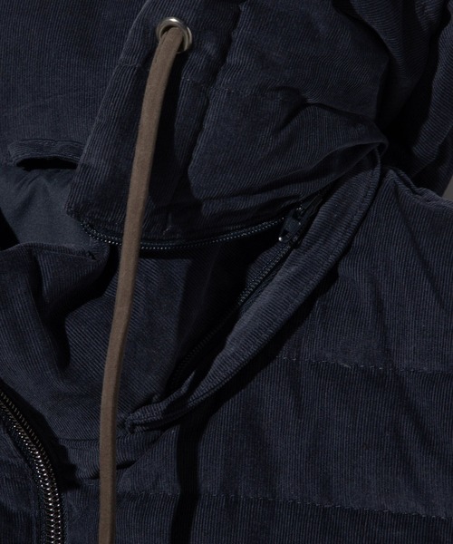HERNO（ヘルノ）の「HERNO RESORT CORDUROY ヘルノ リゾート コーデュロイ ダウンジャケット（ダウンジャケット/コート・メンズ・ネイビー系1/グレー系1・46/48/50）」の11枚目の写真