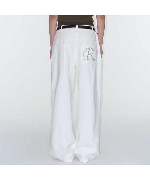 ROCKCAKE(ロックケーキ)の「アイレット R ポケット カーブパンツ - ホワイト(その他パンツ・レディース・その他・MEDIUM/SMALL)」の1枚目の写真