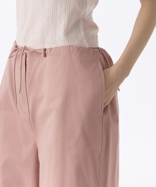 MUSINSA STANDARD WOMAN（ムシンサスタンダードウーマン）の「ウィメンズコットンパラシュートパンツ[デザートピンク]（スウェットパンツ・レディース・その他・30/24/26/28/22）」の7枚目の写真
