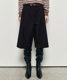 WIDE PINTUCK BERMUDA PANTS_BLACK