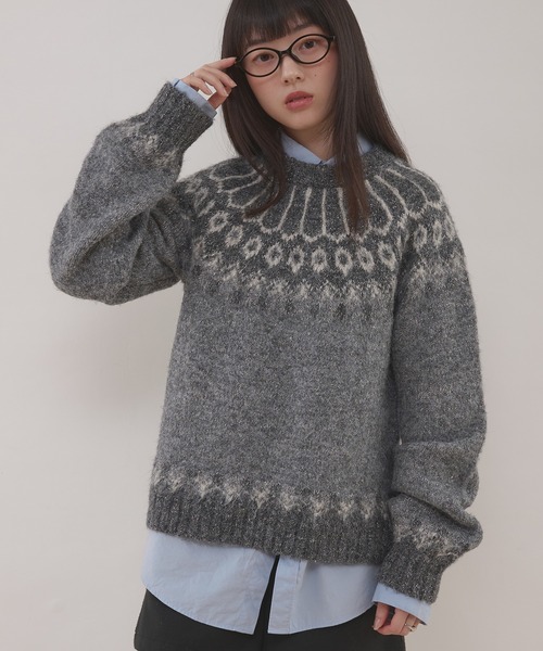 MUHET(ミュエータ)の「glitter nordic pattern knit / グリッターノルディック柄ニット(ニット/セーター・レディース・グレー/アイボリー/ブラウン/ネイビー・FREE)」の3枚目の写真