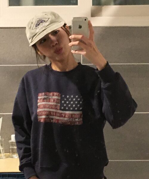 AECA(エイカ)の「EASY & FREE FLAG SWEAT SHIRTS-NAVY(スウェット・レディース・その他・LARGE/X-LARGE/SMALL/MEDIUM)」の8枚目の写真