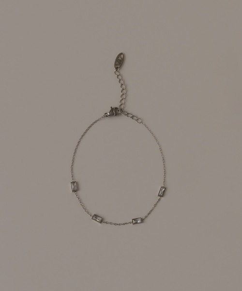 muku（ムク）の「BRACELET/4SQUARE ZIRCONIA（ブレスレット・レディース・シルバー/ゴールド・FREE）」の21枚目の写真