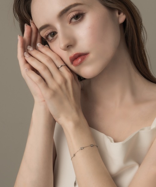 muku（ムク）の「BRACELET/4SQUARE ZIRCONIA（ブレスレット・レディース・シルバー/ゴールド・FREE）」の14枚目の写真