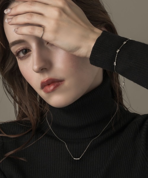 muku（ムク）の「BRACELET/4SQUARE ZIRCONIA（ブレスレット・レディース・シルバー/ゴールド・FREE）」の10枚目の写真