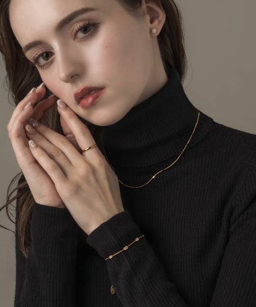 muku（ムク）の「BRACELET/4SQUARE ZIRCONIA（ブレスレット・レディース・シルバー/ゴールド・FREE）」の8枚目の写真