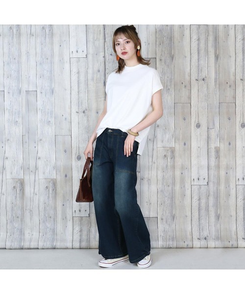 aity(アイティ)の「デニムワイドベイカーパンツ(デニムパンツ・レディース・ネイビー/ワンウォッシュ/ブルー・M/L/LL/3L/4L)」の2枚目の写真
