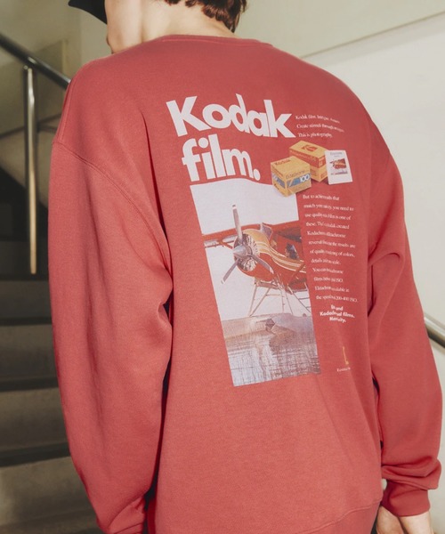 KODAK(コダック)の「【日本未発売/WEB限定】KODAK(コダック)/グラフィック プリント プルオーバー スウェットシャツ/Scenery graphic sweatshirt(スウェット・レディース・ピンク/ブラック/アイボリー/ブルー・M/L/XL)」の4枚目の写真