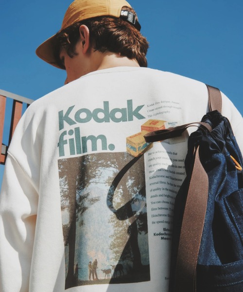 KODAK(コダック)の「【日本未発売/WEB限定】KODAK(コダック)/グラフィック プリント プルオーバー スウェットシャツ/Scenery graphic sweatshirt(スウェット・レディース・ピンク/ブラック/アイボリー/ブルー・M/L/XL)」の1枚目の写真