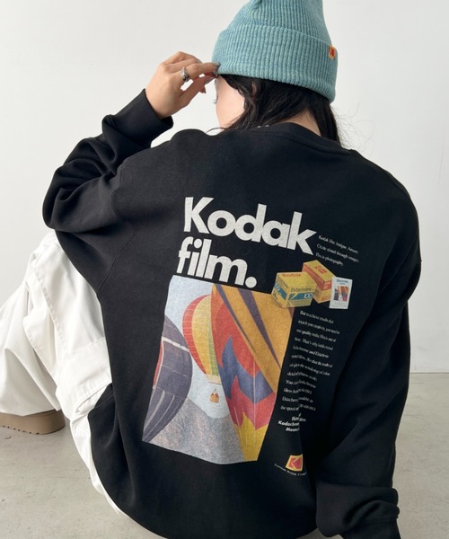 KODAK(コダック)の「【日本未発売/WEB限定】KODAK(コダック)/グラフィック プリント プルオーバー スウェットシャツ/Scenery graphic sweatshirt(スウェット・レディース・ピンク/ブラック/アイボリー/ブルー・M/L/XL)」の2枚目の写真