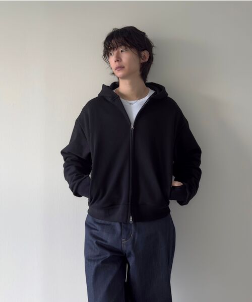 XERO（ゼロ）の「コアクロップフィンガーホールフードジップアップ[ブラック]（パーカー・レディース・その他・MEDIUM/LARGE）」の5枚目の写真