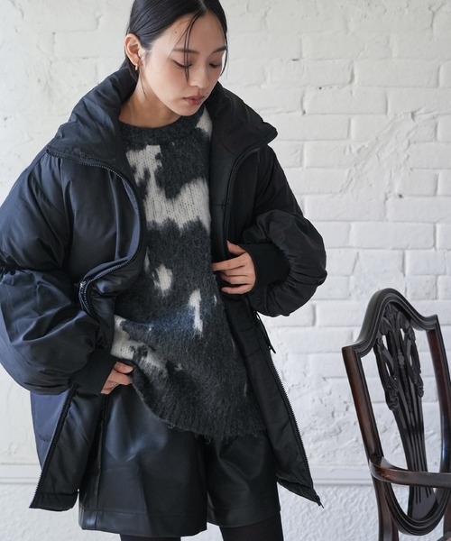mili an deni(ミリアンデニ)の「フェイクレザーハーフパンツ(その他パンツ・レディース・ブラック・M)」の9枚目の写真