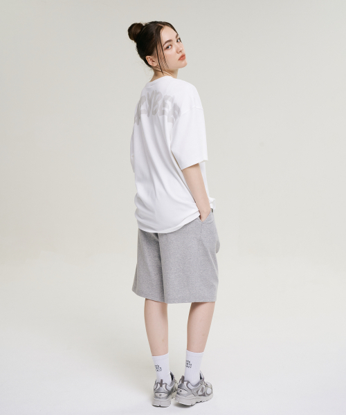 LAZYBEE(レイジービー)の「ワンタックジャイアントフィットフレッシュバミューダパンツ W メランジグレー(その他パンツ・レディース・グレー・SMALL/MEDIUM/LARGE/X-LARGE/XX-LARGE)」の5枚目の写真
