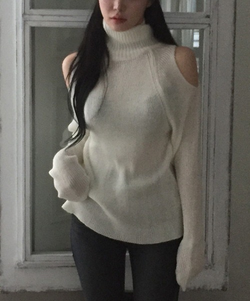 FREE STYLISTS(フリー スタイリスト)の「YUGA_YGMC Turtleneck knit top(ニット/セーター・レディース・ブラック/オフホワイト/レッド・FREE)」の14枚目の写真