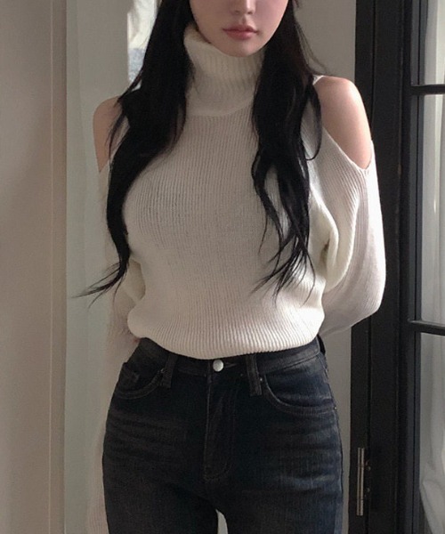 FREE STYLISTS(フリー スタイリスト)の「YUGA_YGMC Turtleneck knit top(ニット/セーター・レディース・ブラック/オフホワイト/レッド・FREE)」の5枚目の写真