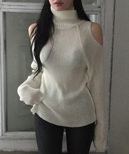 FREE STYLISTS(フリー スタイリスト)の「YUGA_YGMC Turtleneck knit top(ニット/セーター・レディース・ブラック/オフホワイト/レッド・FREE)」の11枚目の写真
