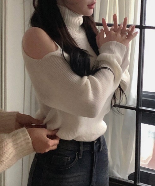 FREE STYLISTS(フリー スタイリスト)の「YUGA_YGMC Turtleneck knit top(ニット/セーター・レディース・ブラック/オフホワイト/レッド・FREE)」の7枚目の写真