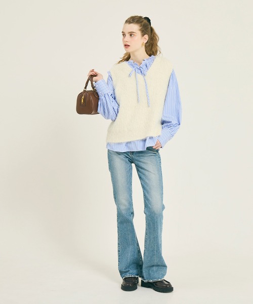 coca(coca)(コカ)の「襟フリルオーバーサイズシャツ(シャツ/ブラウス・レディース・ホワイト/ストライプ・L/M/S)」の12枚目の写真