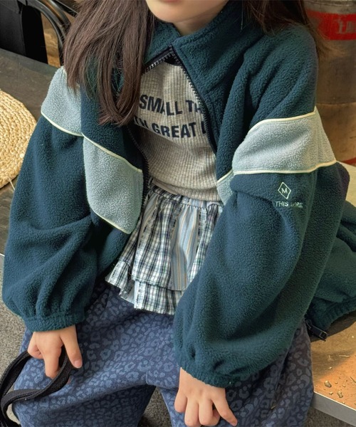 aimoha(アイモハ)の「【aimoha-KIDS-】キッズ ボアジップアップブルゾン (AW)(ブルゾン・キッズ・ネイビー/ベージュ・120/90/100/110/130)」の2枚目の写真