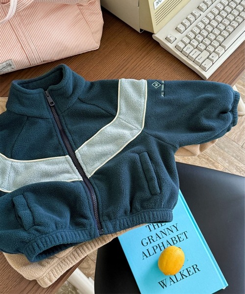 aimoha(アイモハ)の「【aimoha-KIDS-】キッズ ボアジップアップブルゾン (AW)(ブルゾン・キッズ・ネイビー/ベージュ・120/90/100/110/130)」の19枚目の写真