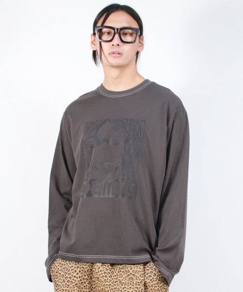 DEMARC(ドゥマーク)の「M MARC ILLUST STITCH BOXY LONG SLEEVE - Charcoal(Tシャツ/カットソー・メンズ・その他・MEDIUM/LARGE)」の6枚目の写真