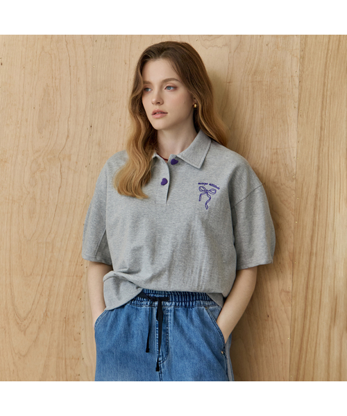 MAXZA(マージャコレクション)の「リボン刺繍ボリュームスリーブカラー付き半袖Tシャツ(Tシャツ/カットソー・レディース・グレー/ブラック・FREE)」の1枚目の写真