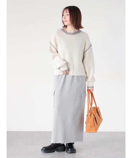 Te chichi TERRASSE（テチチテラス）の「片畦配色クロップドモックネックニットプルオーバー（ニット/セーター・レディース・グレー/オフホワイト/ネイビー・F）」の7枚目の写真