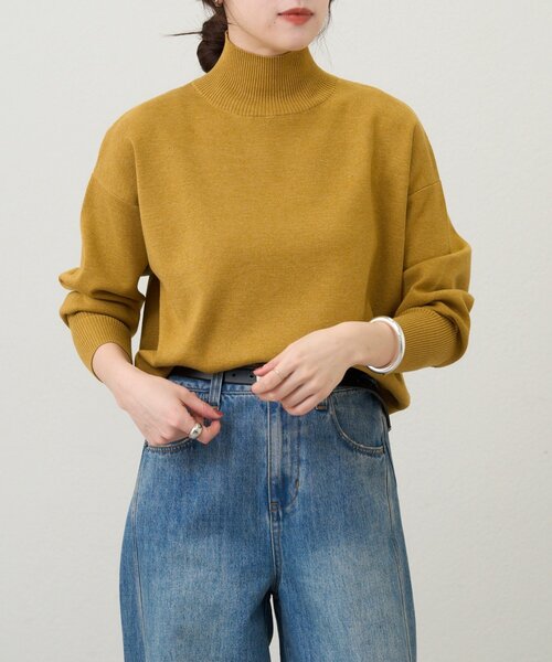 SHENERY(シーナリー)の「総針ハイネックニット(ニット/セーター・レディース・チャコールグレー/イエロー/オフホワイト/ブラック・FREE)」の18枚目の写真