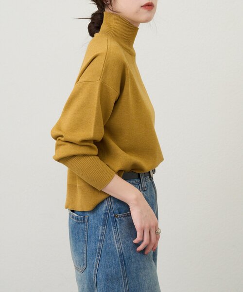 SHENERY(シーナリー)の「総針ハイネックニット(ニット/セーター・レディース・チャコールグレー/イエロー/オフホワイト/ブラック・FREE)」の22枚目の写真