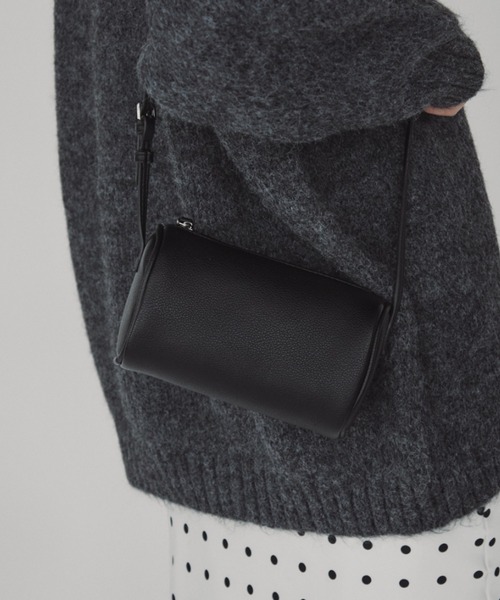 duei(デュイ)の「フェイクレザーミニショルダーバッグ(ショルダーバッグ・レディース・ブラック/レッド・FREE)」の9枚目の写真