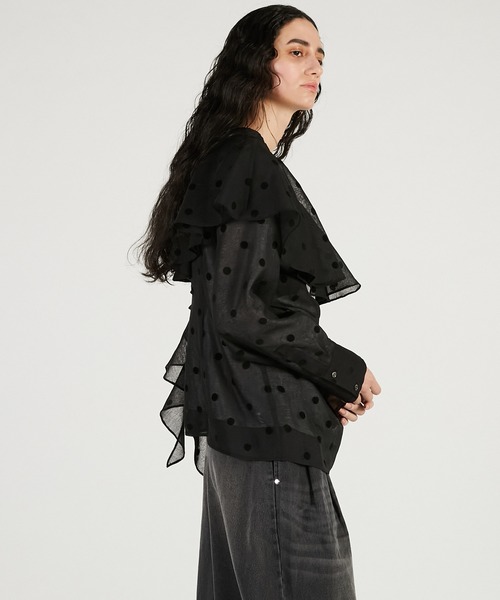 PRANK PROJECT(プランクプロジェクト)の「【2026Spring Pre-Order】ワンショルラッフルトップ / One-Shoulder Ruffled Top(その他トップス・レディース・ブラック/アイボリー・FREE)」の15枚目の写真