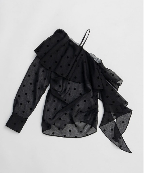 PRANK PROJECT(プランクプロジェクト)の「【2026Spring Pre-Order】ワンショルラッフルトップ / One-Shoulder Ruffled Top(その他トップス・レディース・ブラック/アイボリー・FREE)」の16枚目の写真