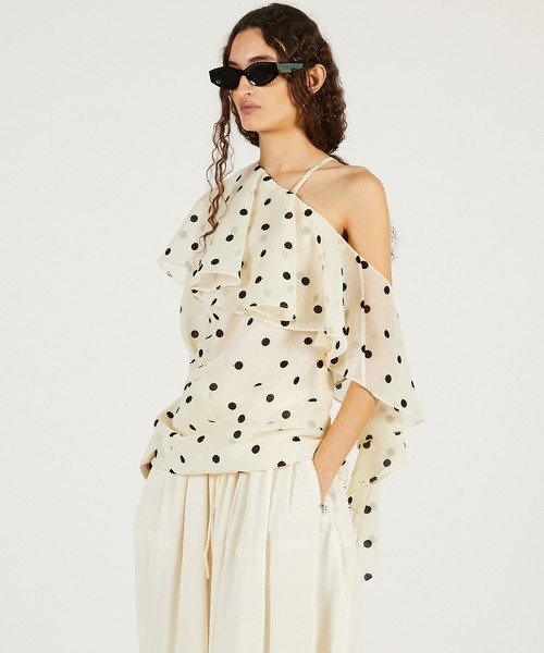 PRANK PROJECT(プランクプロジェクト)の「【2026Spring Pre-Order】ワンショルラッフルトップ / One-Shoulder Ruffled Top(その他トップス・レディース・ブラック/アイボリー・FREE)」の8枚目の写真