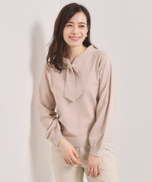 ITS'DEMO（イッツデモ）の「【手洗い可】総針ボウタイニット（ニット/セーター・レディース・ブラック/サックスブルー/オフホワイト/サンドベージュ・00）」の3枚目の写真